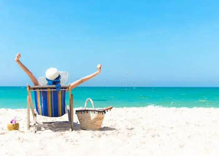 Beach Apartment Пефкохори